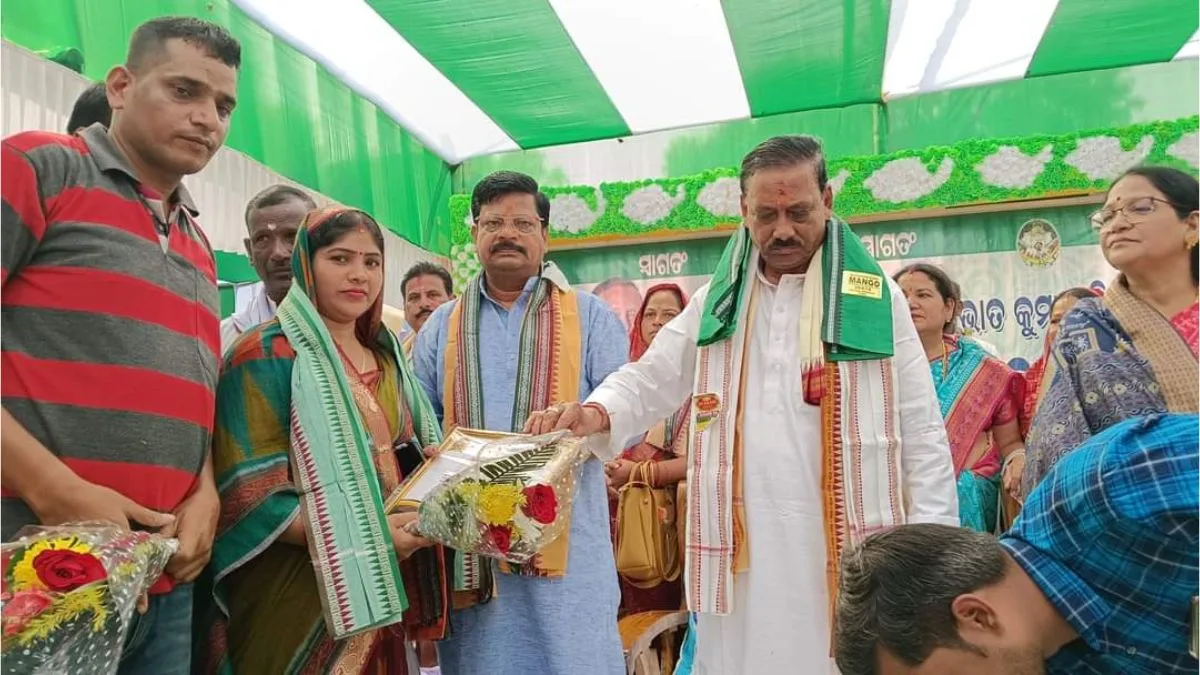 Pravat Tripathy,Banki
