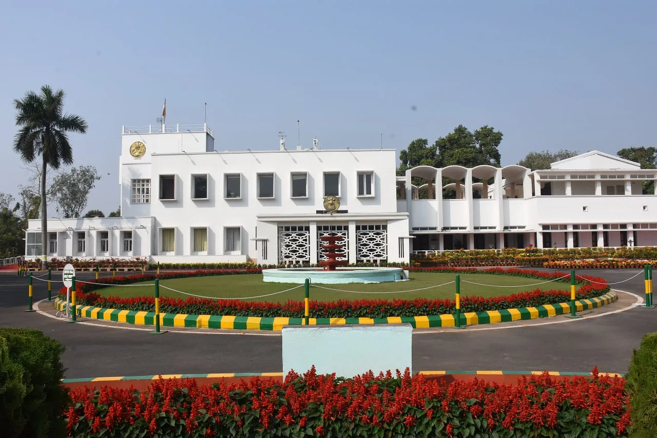 ରାଜଭବନର ନାଁ ହେଲା ‘ଲୋକଭବନ’