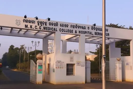 ଏମକେସିଜିରେ ଇଞ୍ଜେକ୍ସନ ହେରଫେର ମାମଲା: ଅଧିକାରୀଙ୍କ ଉପରେ ଆକ୍ସନ୍