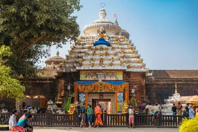 ରାଜ୍ୟ ସରକାରଙ୍କୁ ତୃତୀୟ ଅନ୍ତରୀଣ ରିପୋର୍ଟ ପ୍ରଦାନ କଲେ ଲିଙ୍ଗରାଜ ମନ୍ଦିର ସତ୍ତ୍ୱଲିପି କମିଟି